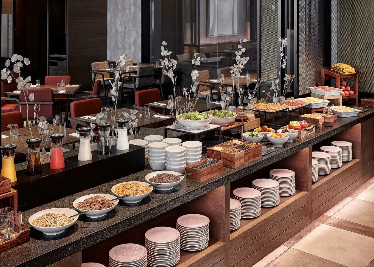 礁溪寒沐酒店 外观 照片 A buffet at a hotel